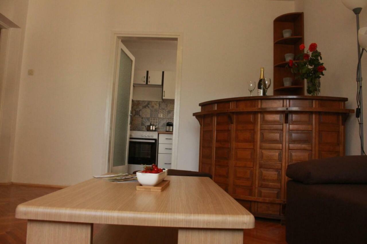 Apartment Monte Paradiso Пула Екстер'єр фото